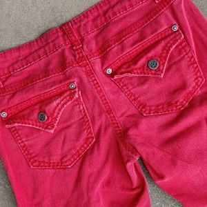 Vanilla Star Red Distressed Capri Jeans